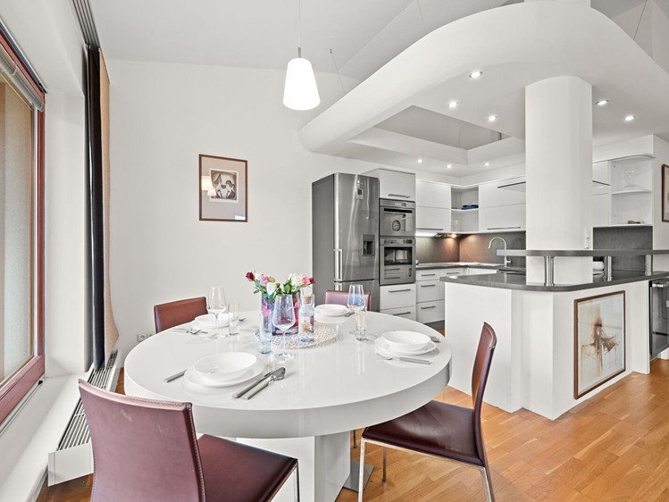 Prodej bytu 4+kk 94 m² - foto 3
