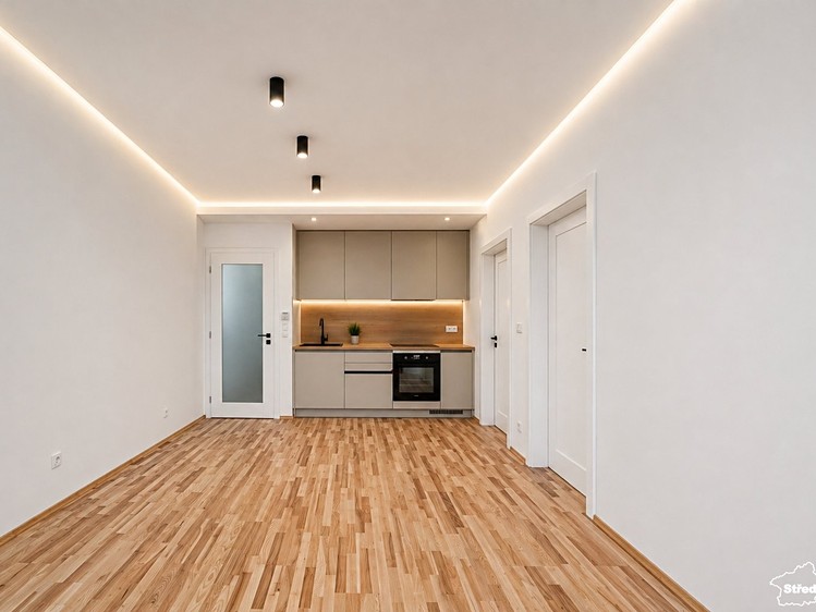 Prodej bytu 3+kk 54 m² (Podkrovní) - foto 2