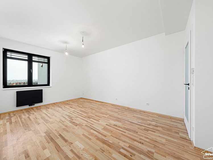 Prodej bytu 3+kk 54 m² (Podkrovní) - foto 7