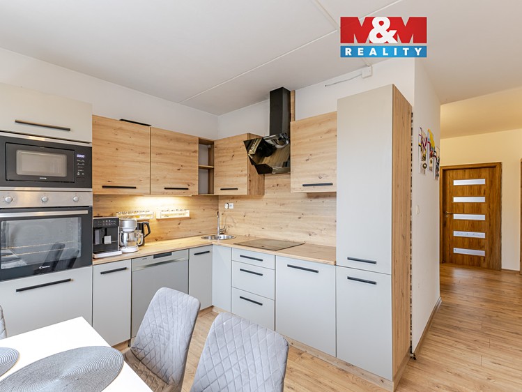 Prodej bytu 3+1 68 m² - foto 1