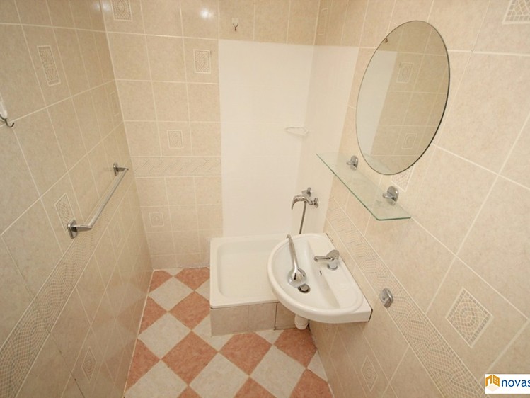 Pronájem bytu 2+kk 42 m² - foto 6
