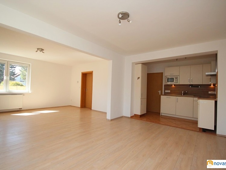 Pronájem bytu 2+kk 73 m² - foto 1