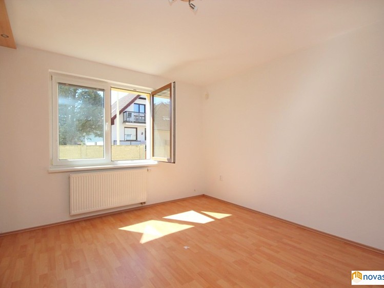 Pronájem bytu 2+kk 73 m² - foto 7