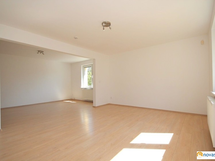 Pronájem bytu 2+kk 73 m² - foto 5