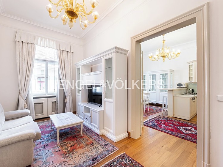 Pronájem bytu 3+kk 77 m² - foto 3
