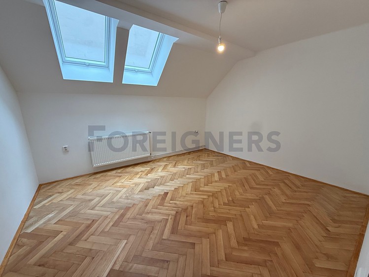 Pronájem bytu 2+1 100 m² - foto 8