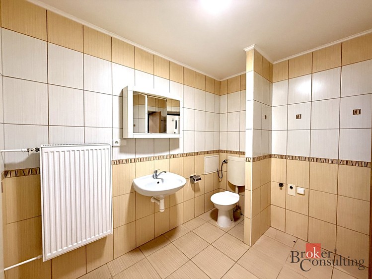 Pronájem bytu 2+1 67 m² - foto 4