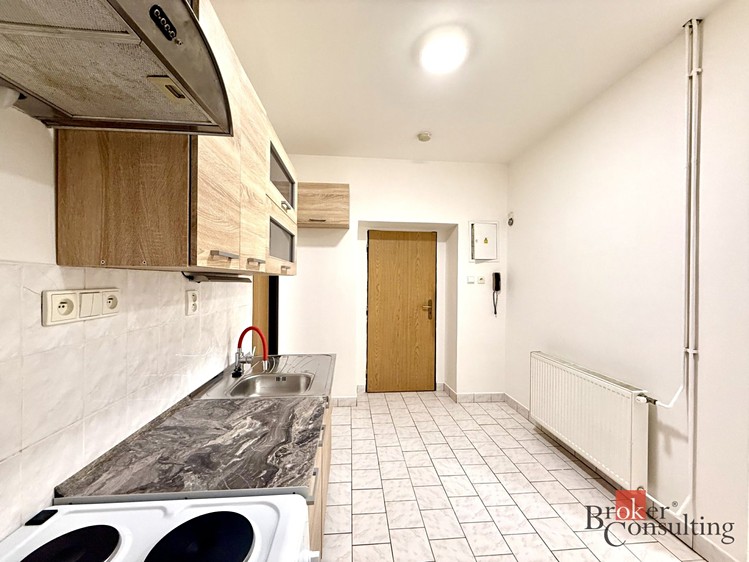 Pronájem bytu 2+1 67 m² - foto 2