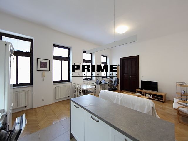 Pronájem bytu 2+kk 71 m² - foto 3