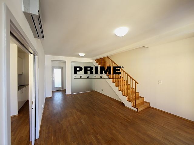 Pronájem bytu 5+1 168 m² (Mezonet) - foto 6