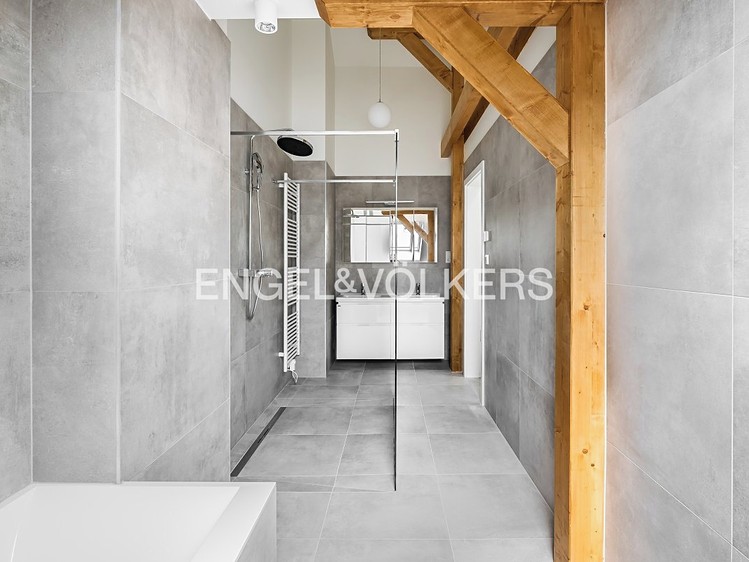 Pronájem bytu 3+kk 98 m² - foto 5