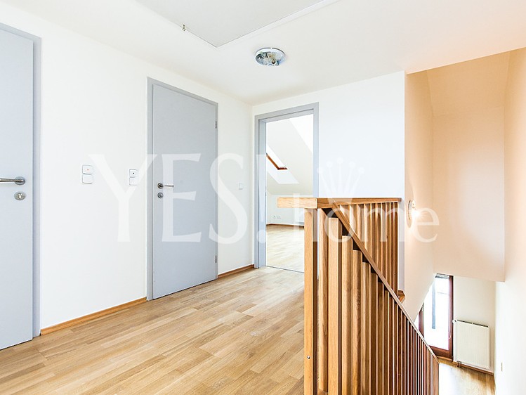 Pronájem bytu 5+1 168 m² - foto 8