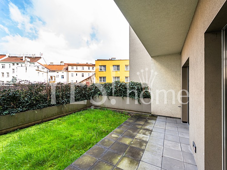 Pronájem bytu 3+kk 154 m² - foto 4