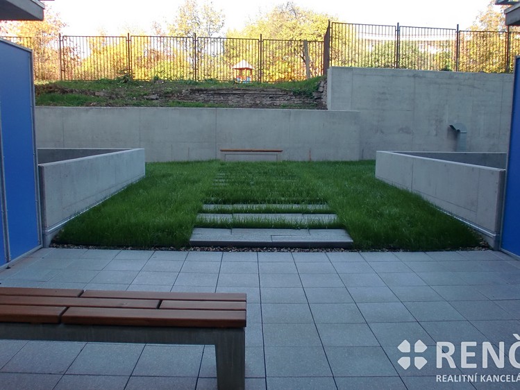 Pronájem bytu 1+kk 41 m² - foto 3
