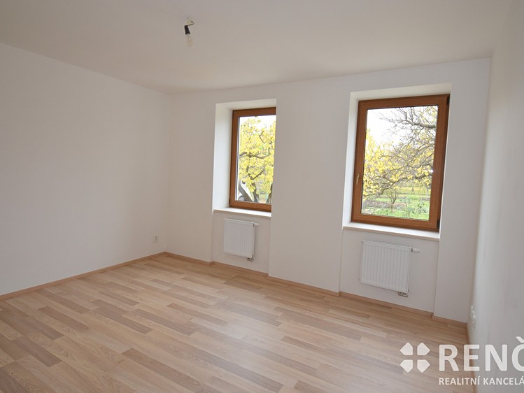 Pronájem bytu 3+kk 61 m² - foto 8