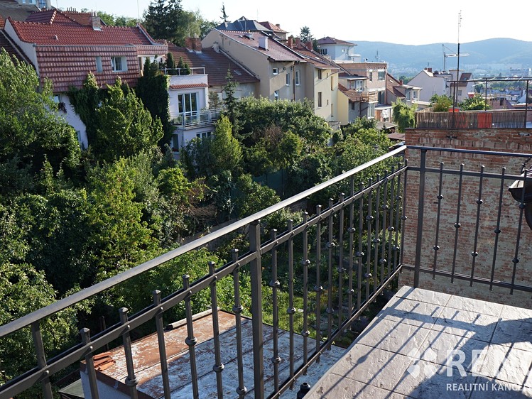 Pronájem bytu 1+kk 30 m² - foto 5