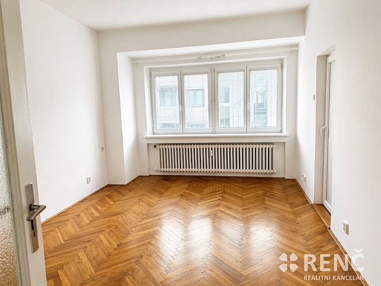 Pronájem bytu 1+1 43 m² - foto 2