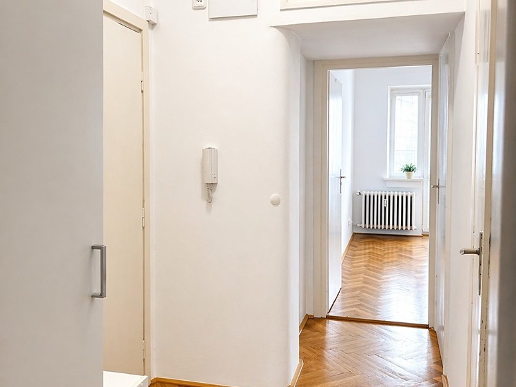 Pronájem bytu 1+1 43 m² - foto 7