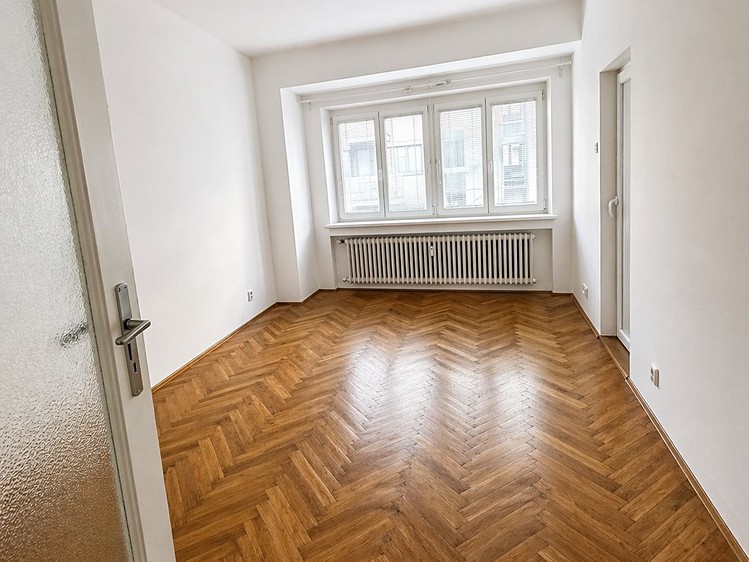 Pronájem bytu 1+1 43 m² - foto 6