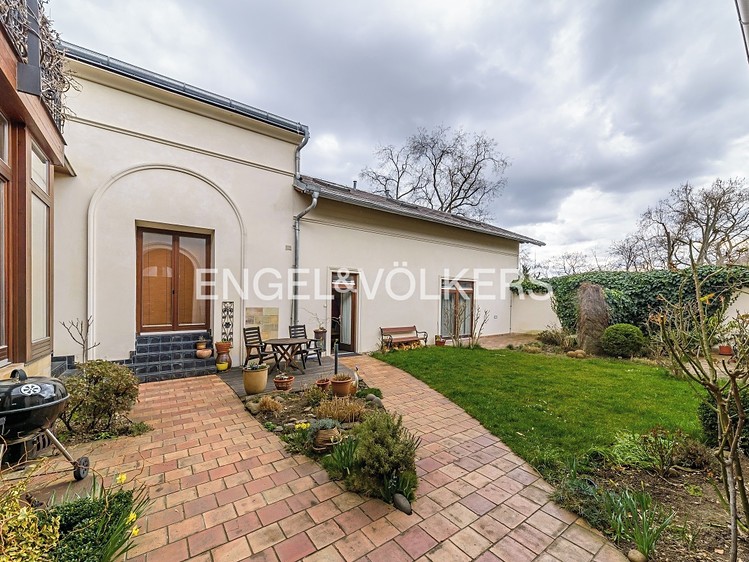 Pronájem bytu 4+kk 170 m² (Mezonet) - foto 2