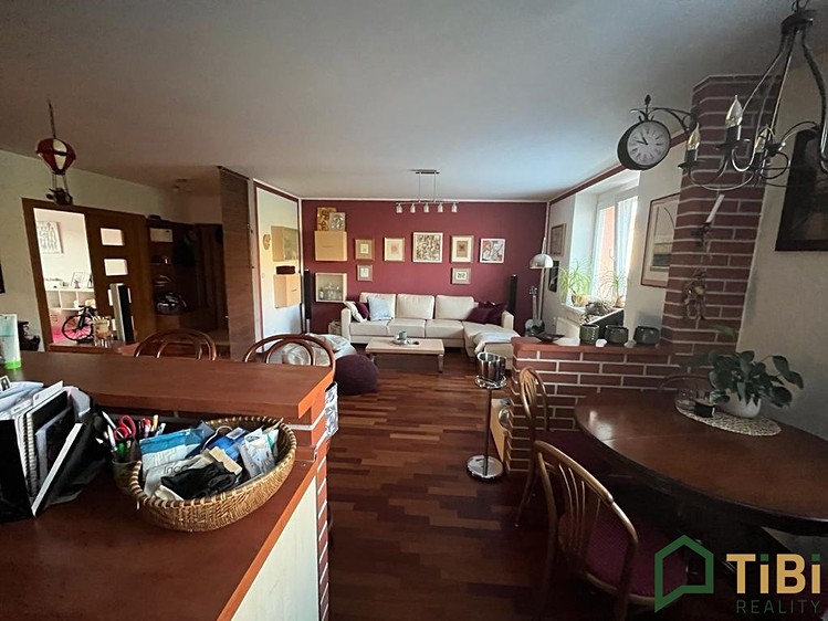 Pronájem bytu 3+1 87 m² - foto 5