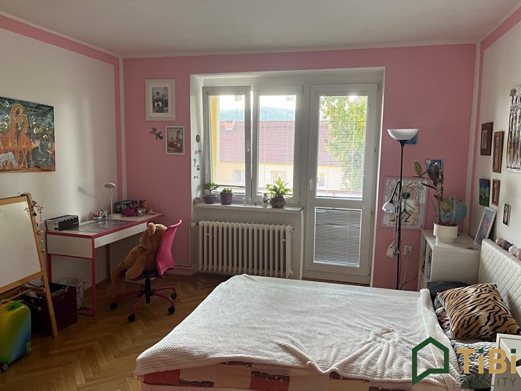 Pronájem bytu 3+1 87 m² - foto 7