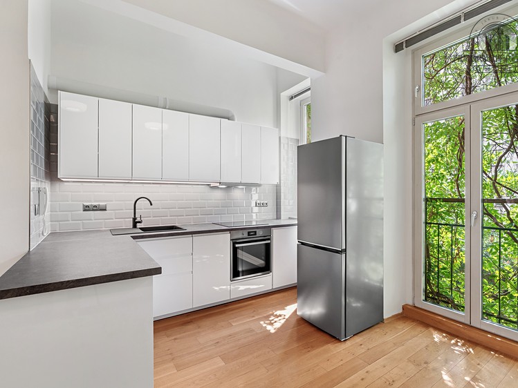 Pronájem bytu 3+kk 80 m² (Jednopodlažní) - foto 3