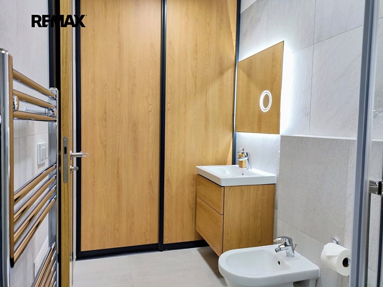 Pronájem bytu 3+kk 72 m² - foto 4