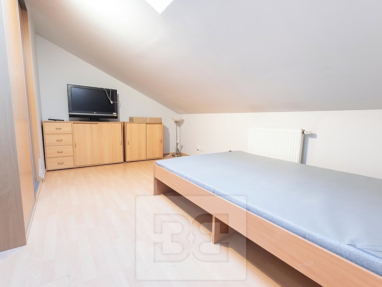 Pronájem bytu 2+kk 51 m² (Jednopodlažní) - foto 7