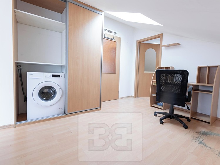 Pronájem bytu 2+kk 51 m² (Jednopodlažní) - foto 8