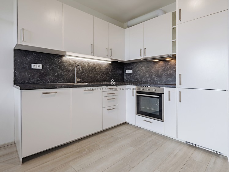 Pronájem bytu 2+kk 55 m² - foto 4