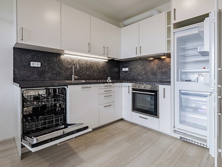 Pronájem bytu 2+kk 55 m² - foto 5