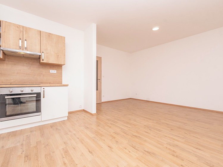 Pronájem bytu 3+kk 77 m² - foto 5