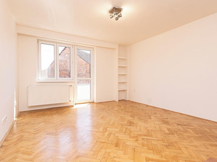 Pronájem bytu 2+1 69 m² - foto 6