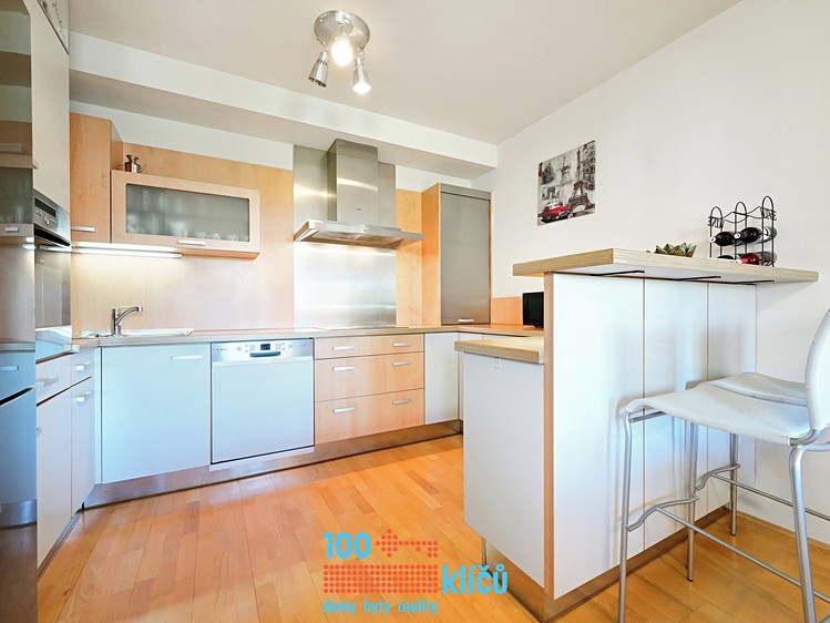Pronájem bytu 3+kk 93 m² (Jednopodlažní) - foto 3
