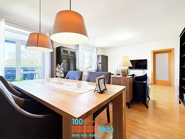 Pronájem bytu 3+kk 93 m² (Jednopodlažní) - foto 1
