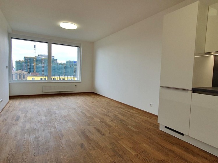 Pronájem bytu 2+kk 61 m² - foto 3