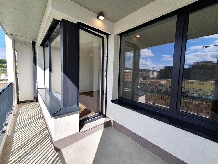 Pronájem bytu 2+kk 61 m² - foto 2