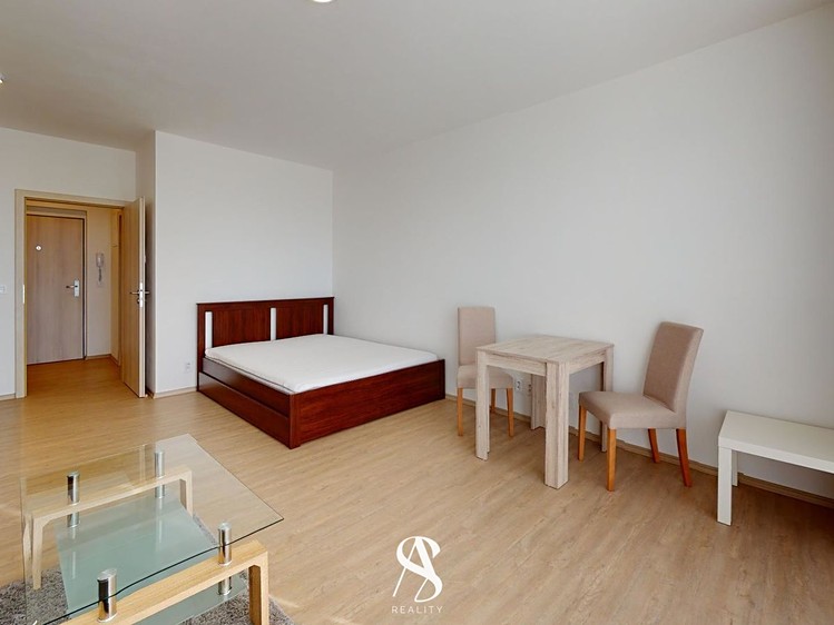 Pronájem bytu 1+kk 38 m² - foto 4