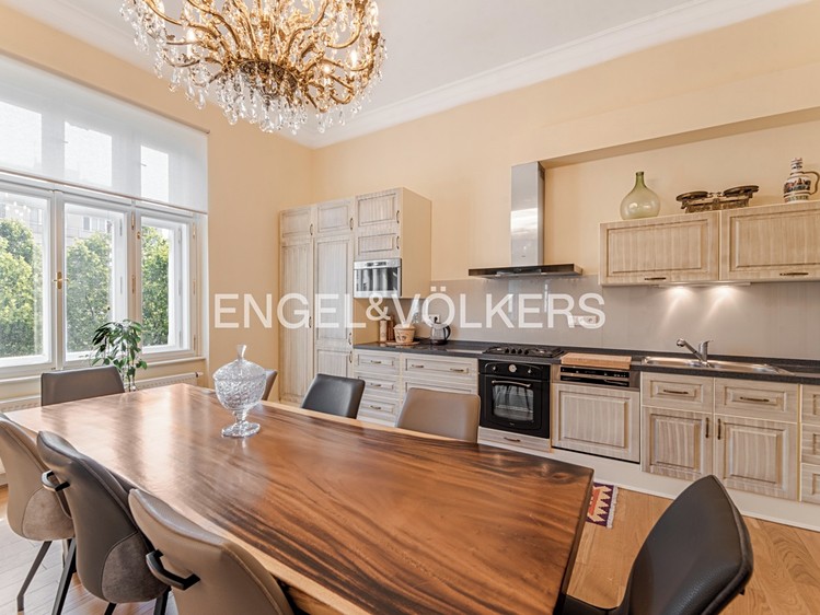 Pronájem bytu 3+1 102 m² - foto 3