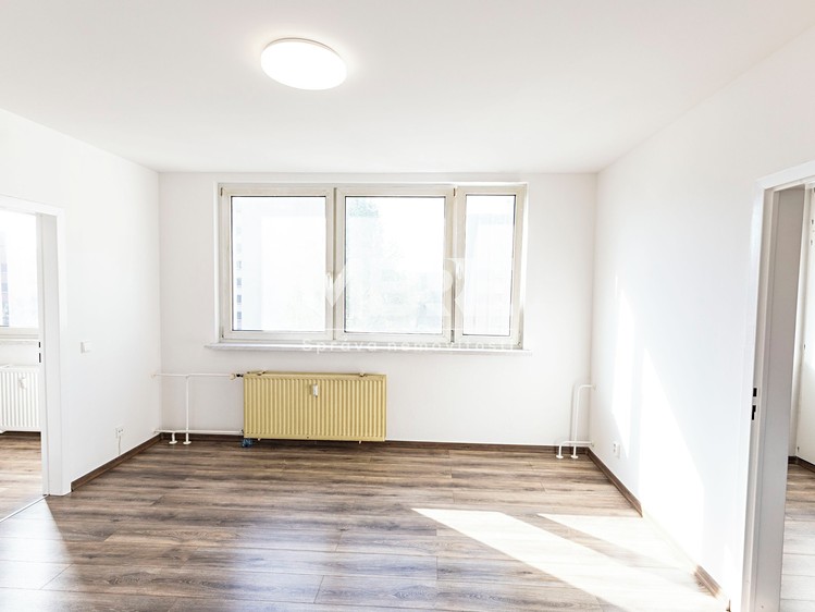 Pronájem bytu 2+1 44 m² - foto 4