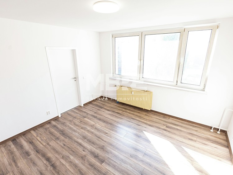 Pronájem bytu 2+1 44 m² - foto 5