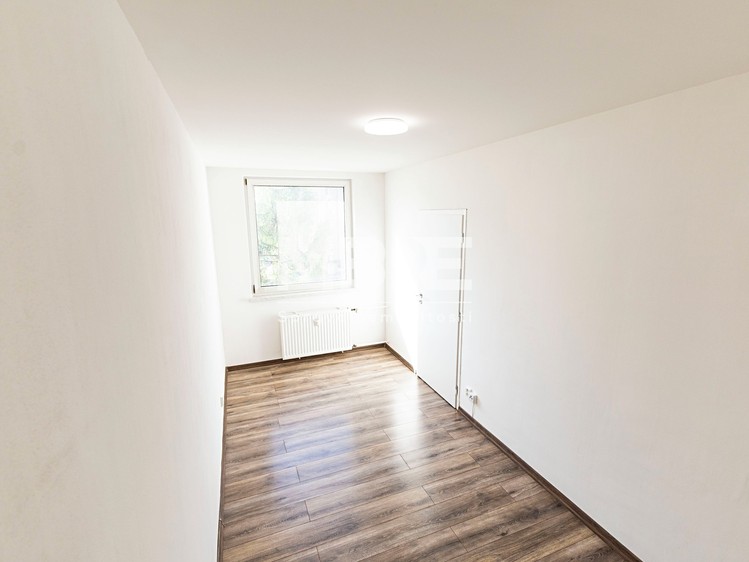 Pronájem bytu 2+1 44 m² - foto 7