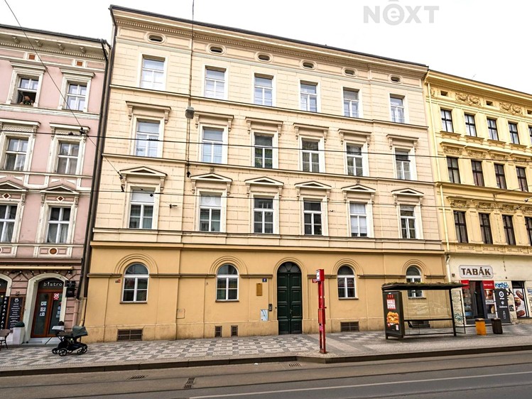Pronájem bytu 2+kk 64 m² (Jednopodlažní) - foto 1