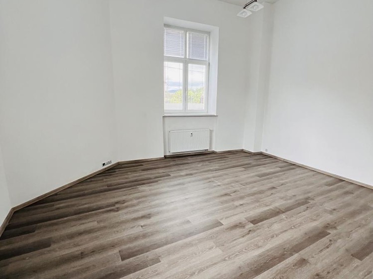 Pronájem bytu 2+kk 54 m² - foto 4