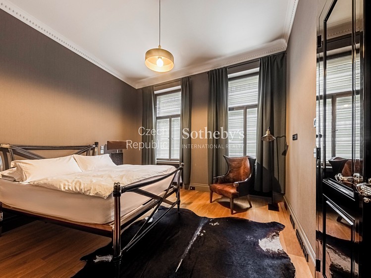 Pronájem bytu 5+1 200 m² - foto 4
