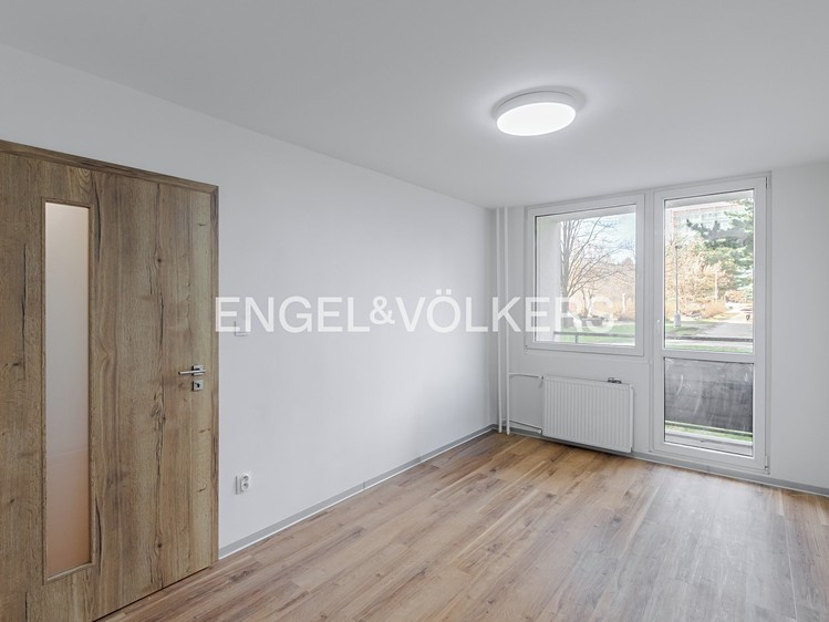 Pronájem bytu 3+kk 68 m² - foto 5