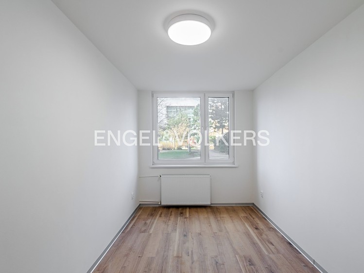 Pronájem bytu 3+kk 68 m² - foto 8