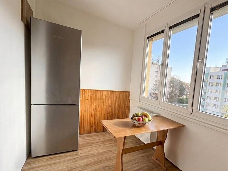 Pronájem bytu 2+1 57 m² (Jednopodlažní) - foto 3
