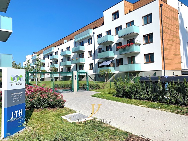 Pronájem bytu 2+kk 49 m² (Jednopodlažní) - foto 1